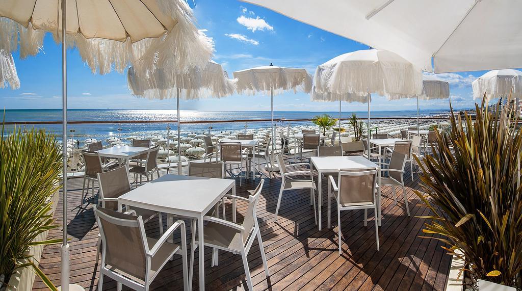 Hotel Byron Милано Мартима Екстериор снимка
